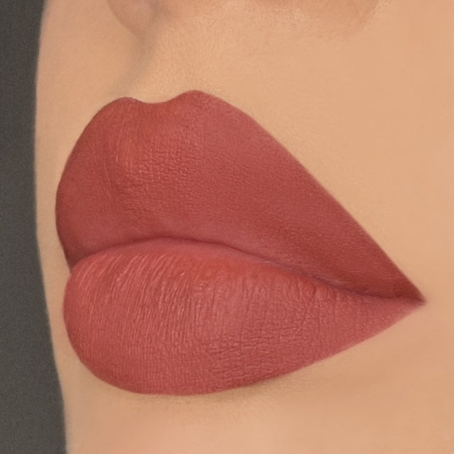 Doll Beauty She Fine Liner