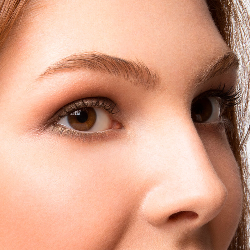 Make Up For Ever Ultra HD Concealer - Light Capturing Self Setting
