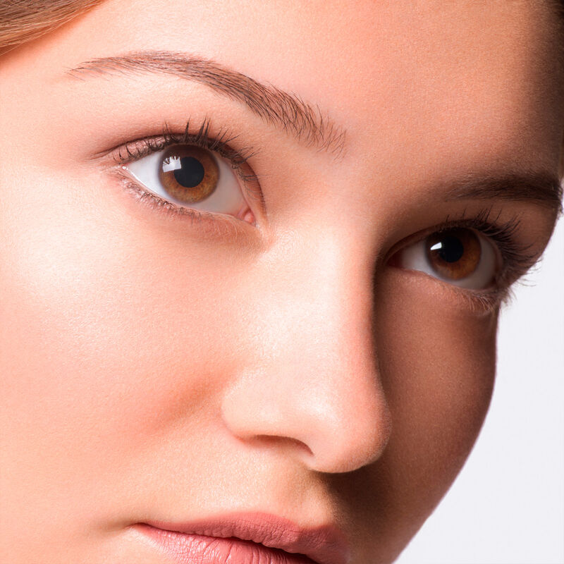 Make Up For Ever Ultra HD Concealer - Light Capturing Self Setting