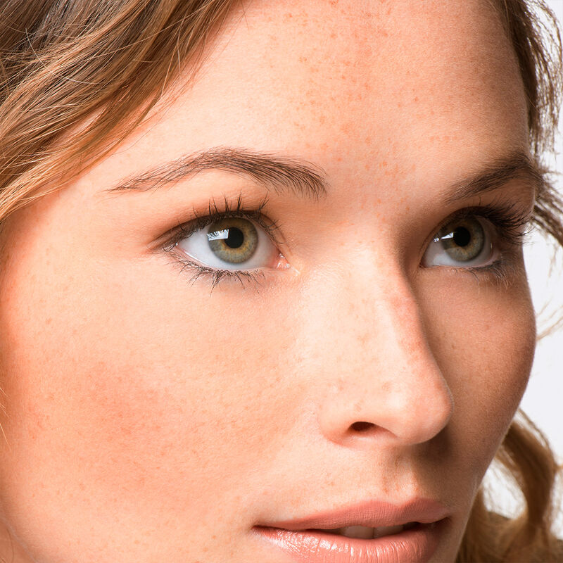 Make Up For Ever Ultra HD Concealer - Light Capturing Self Setting