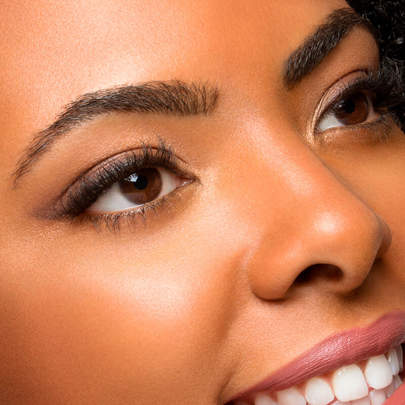 Make Up For Ever Ultra HD Concealer - Light Capturing Self Setting