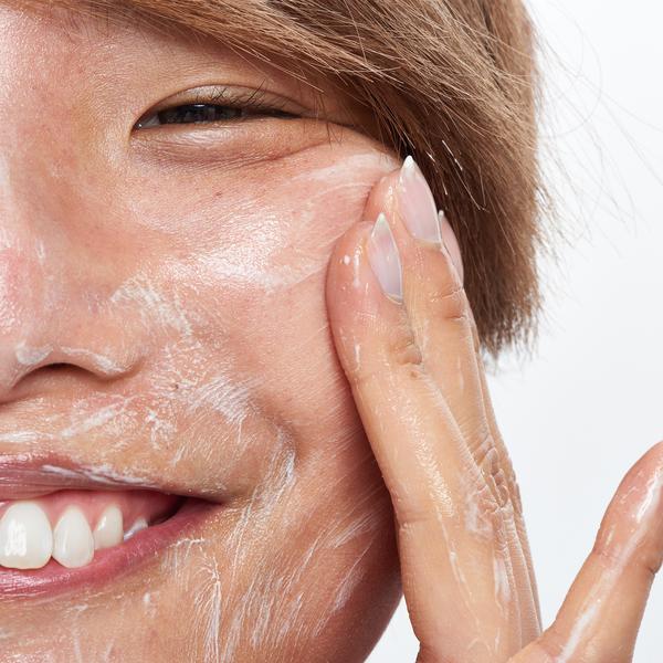 The Inkey List Fulvic Acid Brightening Cleanser